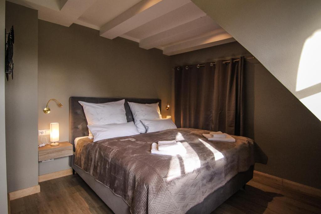 Postel nebo postele na pokoji v ubytování Ferienhaus Gut Glück