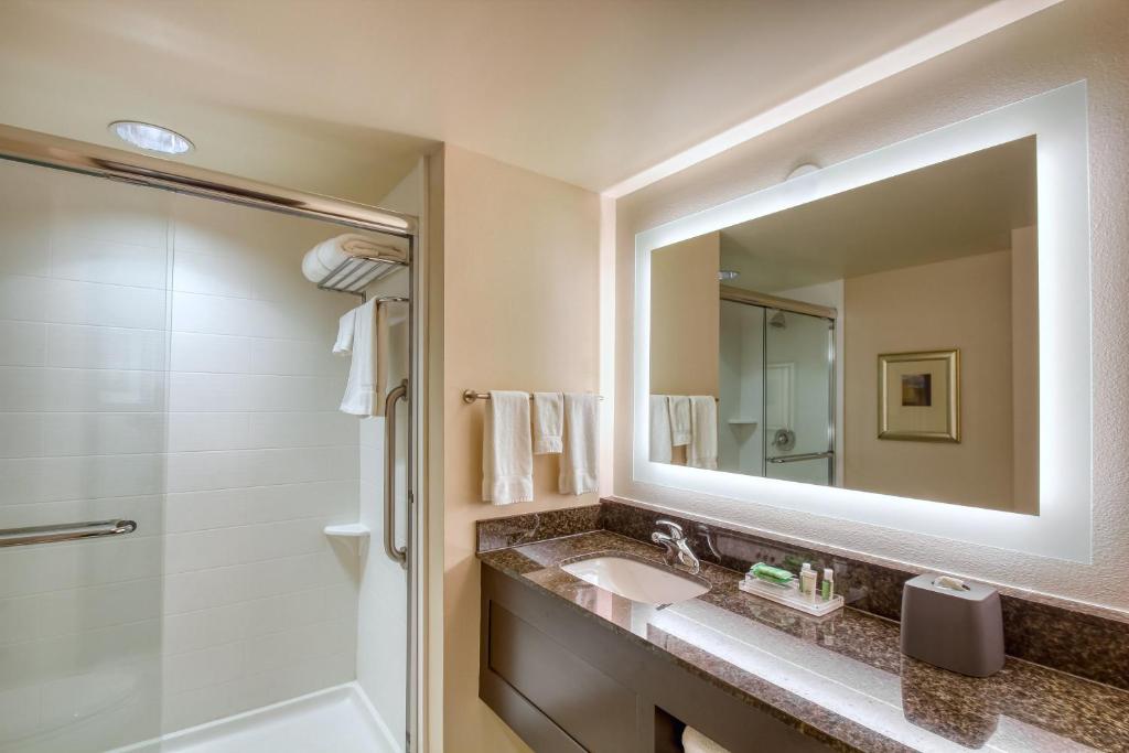 Holiday Inn & Suites Atlanta Airport North, an IHG Hotel - Suite D'Une Chambre Avec Deux Lits Doubles