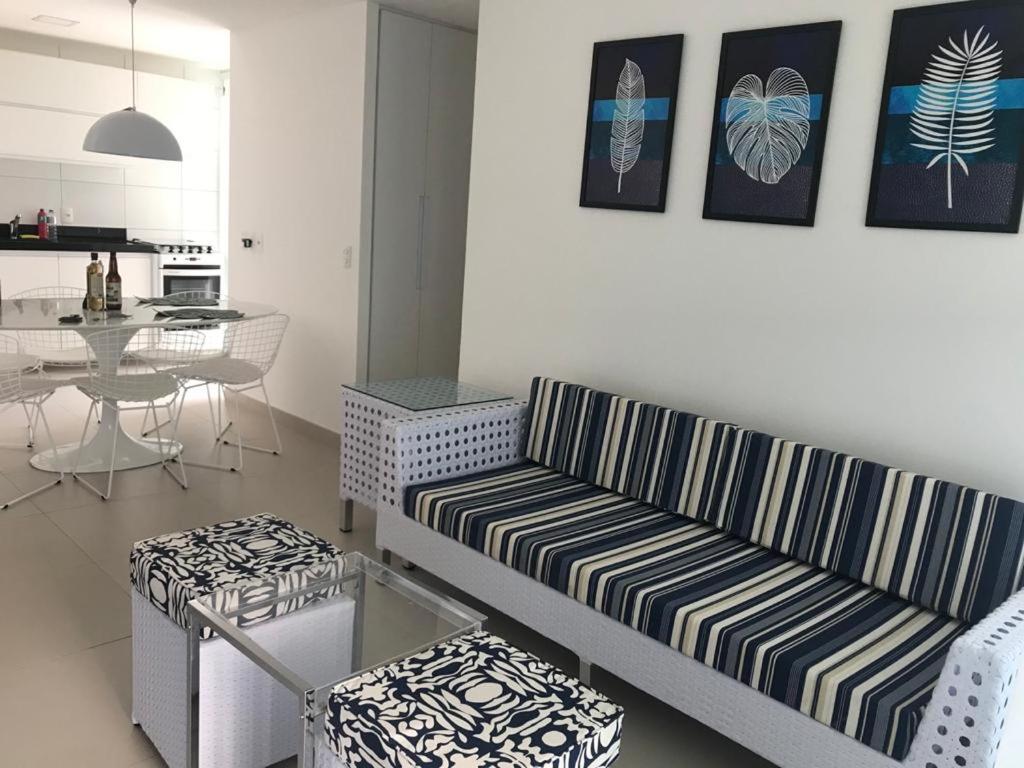  Resort Riviera Beach place