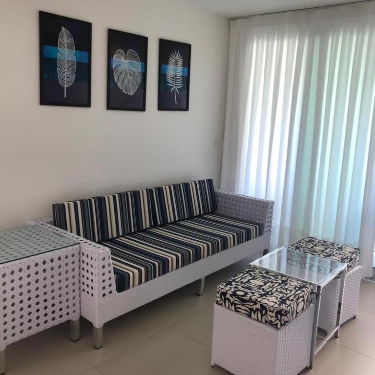  Resort Riviera Beach place