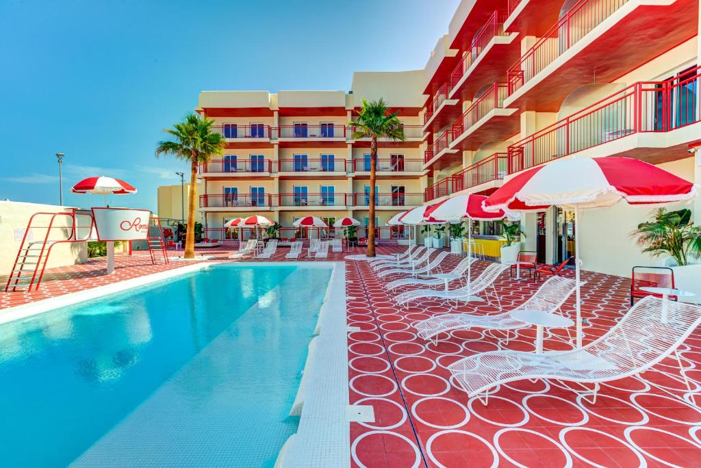 Romeos Ibiza - Adults Only, Bahía de San Antonio – Precios ...