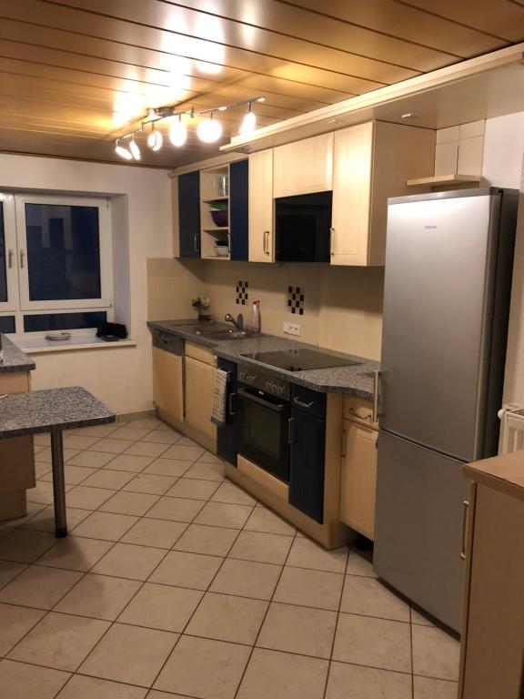 Η κουζίνα ή μικρή κουζίνα στο Monteurhaus am Maindreieck
