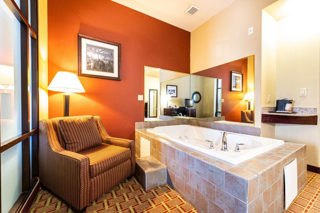 Comfort Suites Lake Worth - King Suite Avec Whirlpool