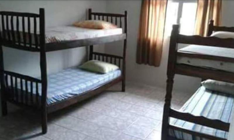  Guarda do Embaú Rent House