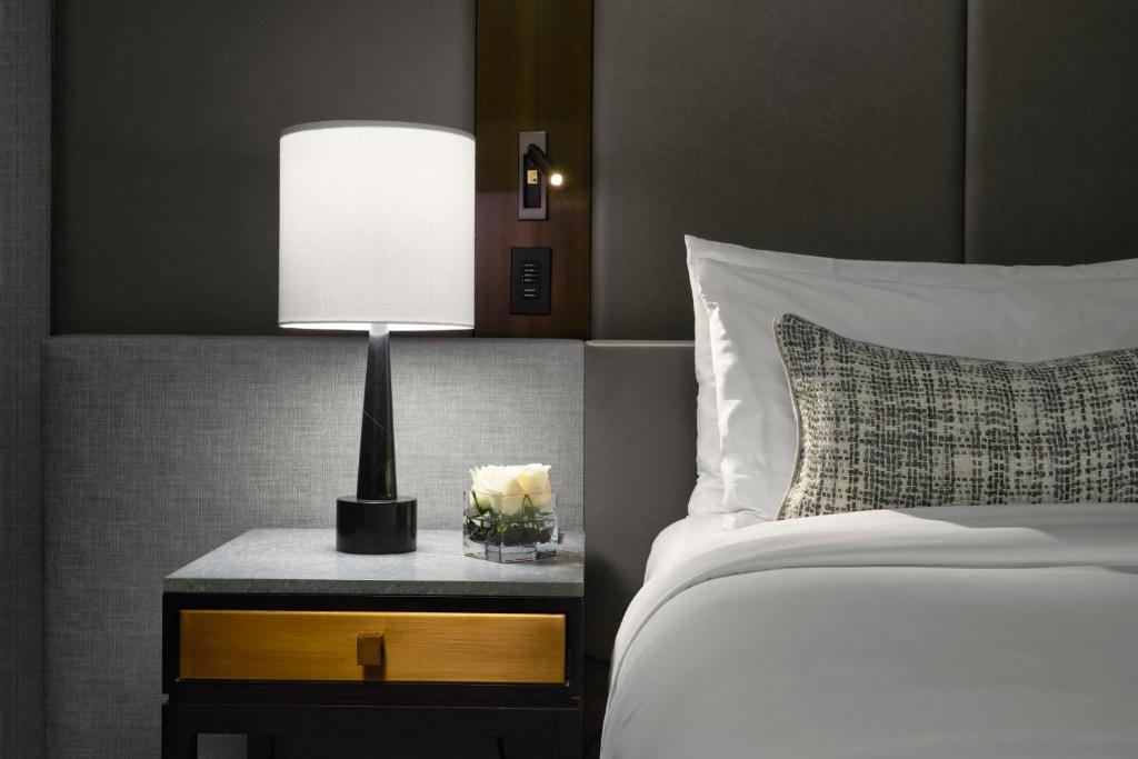 
Deluxe Room, 1 King Bed, Balcony
