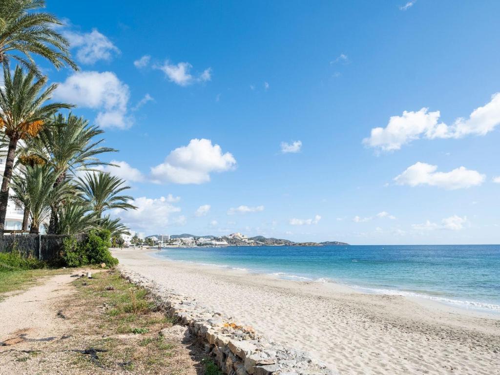 Charming Apartment in Ibiza stad near Seabeach, Playa den ...