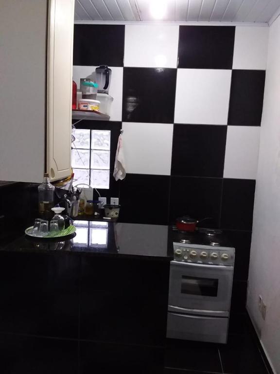  Casa dos Rocha em Ubatuba - Kitnet Preta