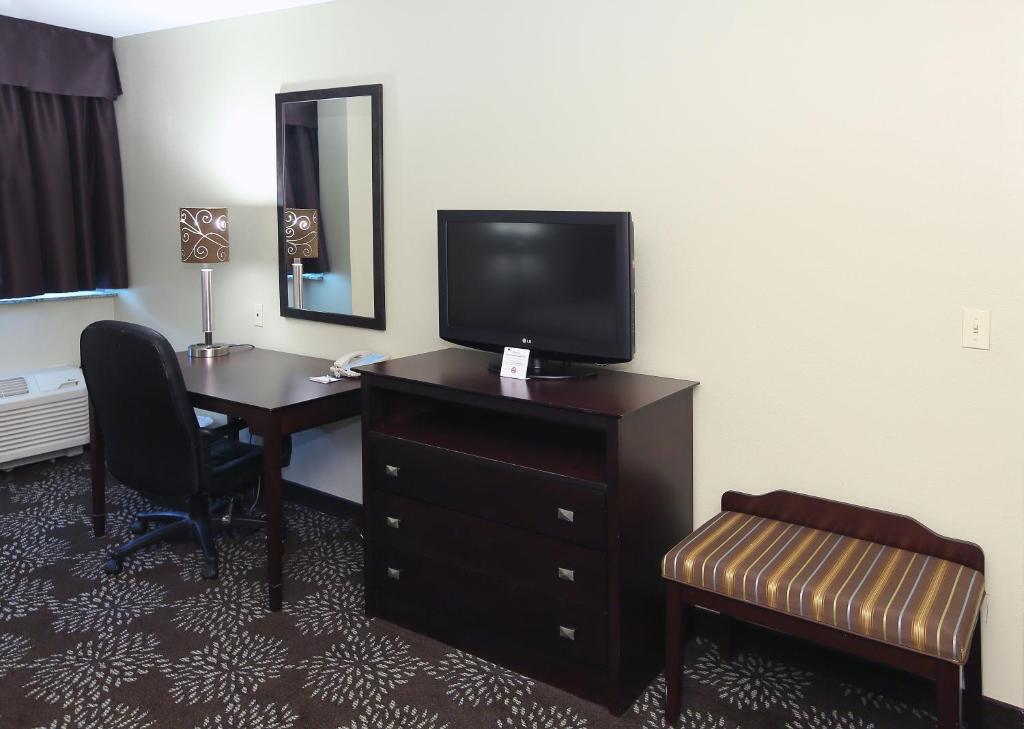 Holiday Inn Express Pittsburgh West - Greentree, an IHG Hotel - 
