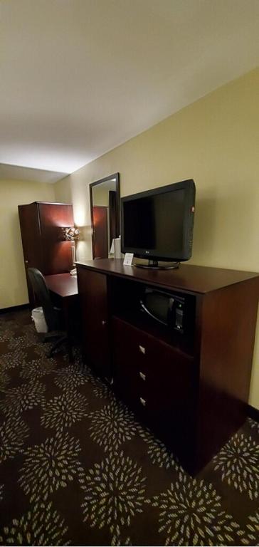 Holiday Inn Express Pittsburgh West - Greentree, an IHG Hotel - 