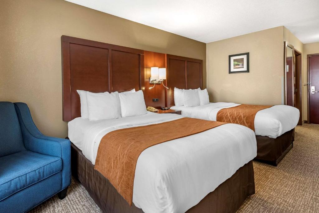 Comfort Inn & Suites Muncie Near University - Quarto Duplo Com 2 Camas De Casal - Não Fumantes