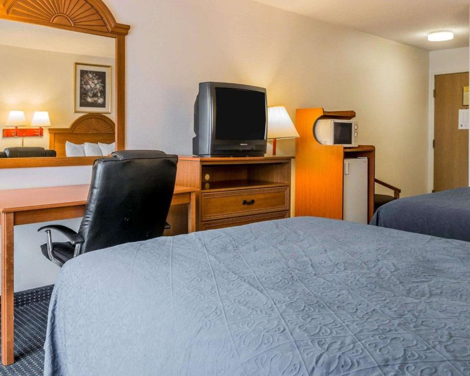 Quality Inn Kalamazoo near Wings Stadium - 双人间 - 带两张双人床 - 禁烟