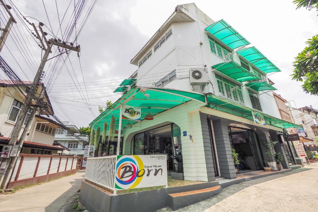 Born Guest House - Resim 28