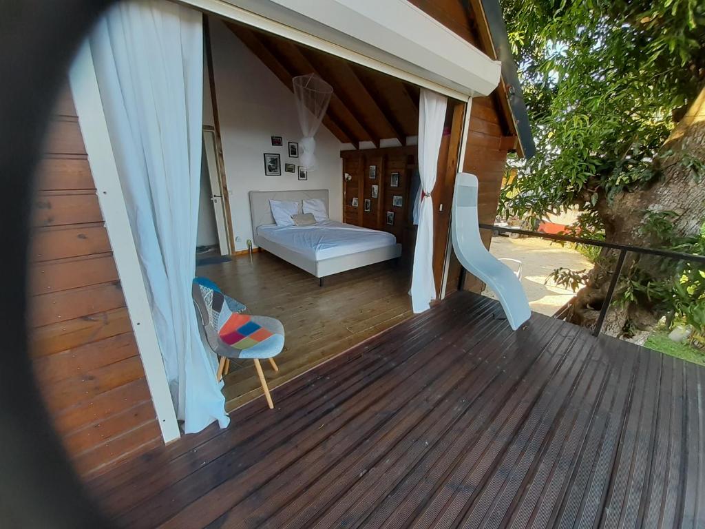 Balkón nebo terasa v ubytování Chalet cabane