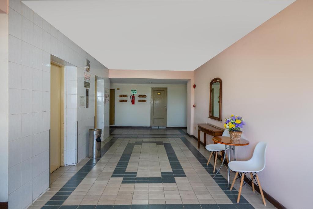 L.A. Tower Hotel - Resim 20