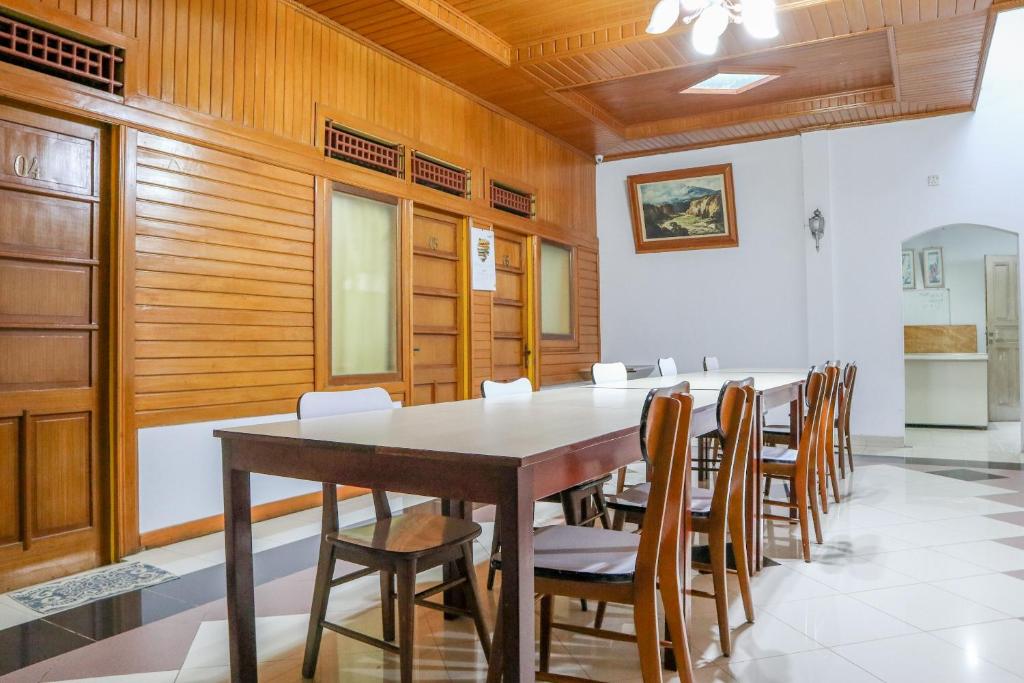 Fotografie z fotogalerie ubytování Wisma Mutiara v destinaci Padang