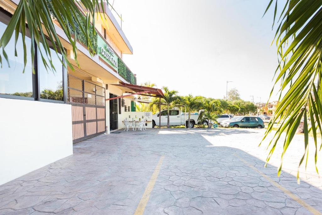 Budova, kde se hotel nachází