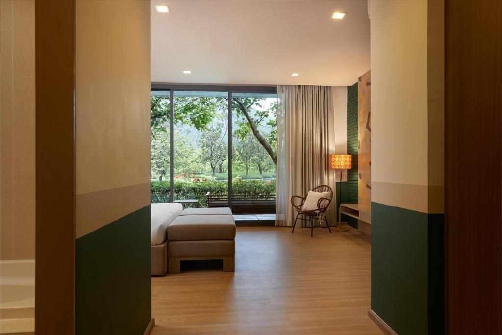 The Peri Hotel Khao Yai - Studio Suite Twin With Plunge Pool
