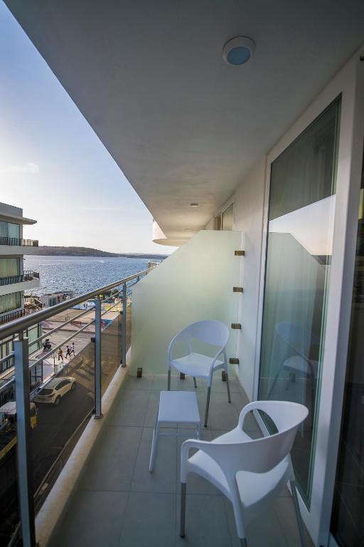 Balkón nebo terasa v ubytování Seaview Hotel - Adults Only 16 Plus