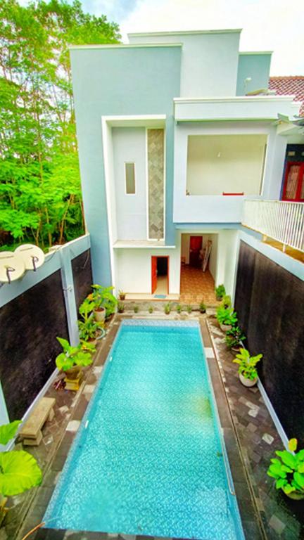 Artomoro Syariah Guest House