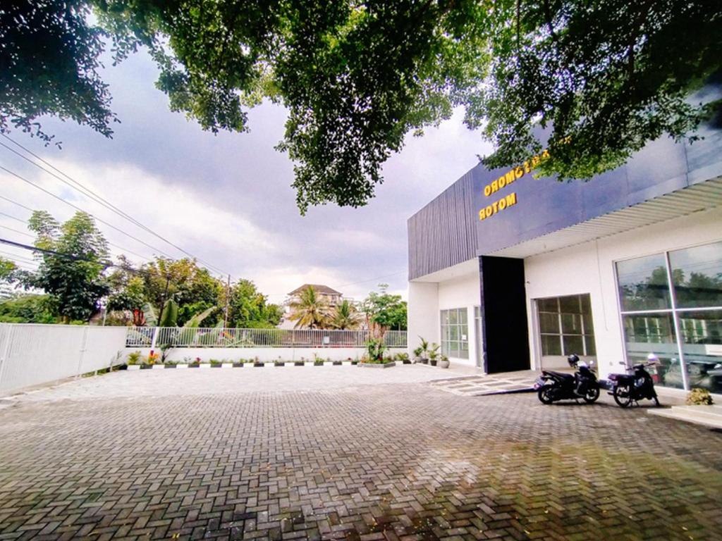 Artomoro Syariah Guest House
