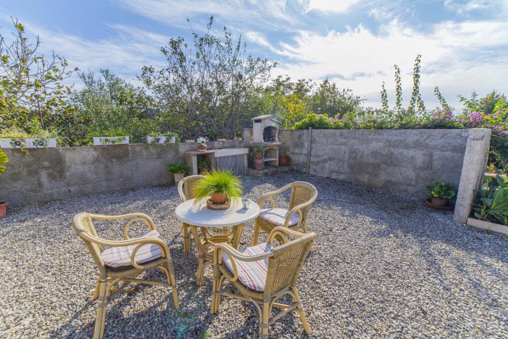 A garden outside Finca SON SERRA Buger by Mallorca Villa Selection