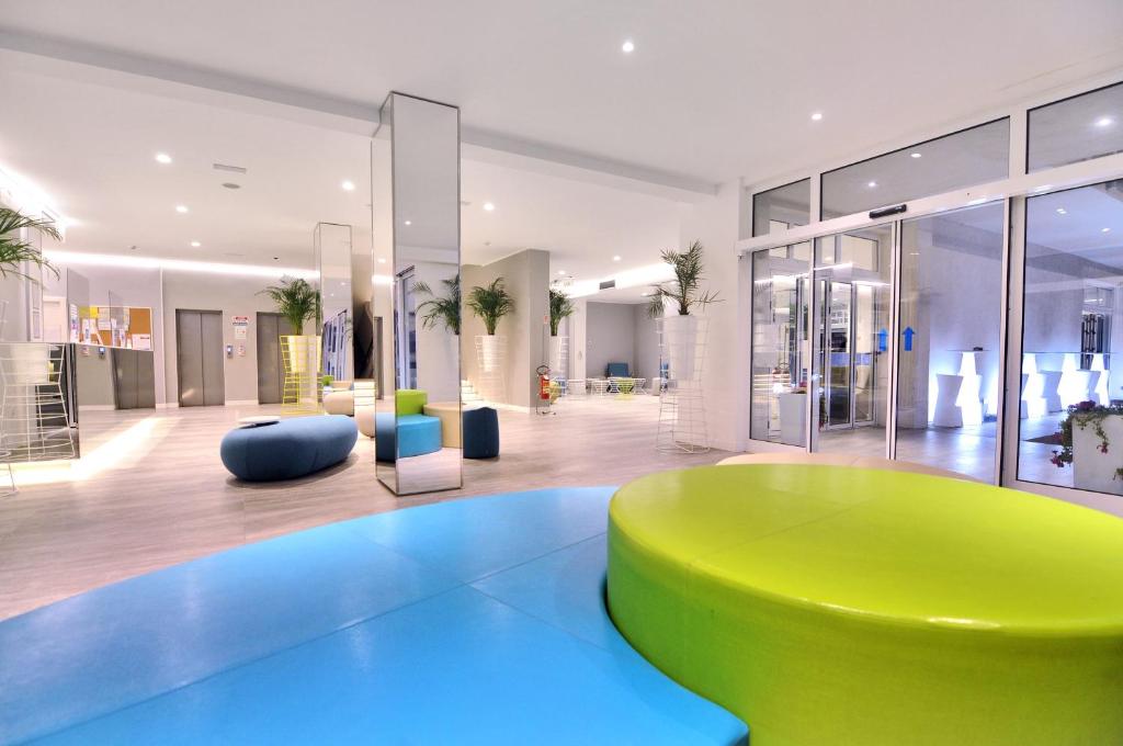 Bazén v ubytování Marina Palace Hotel 4 stelle S nebo v jeho okolí
