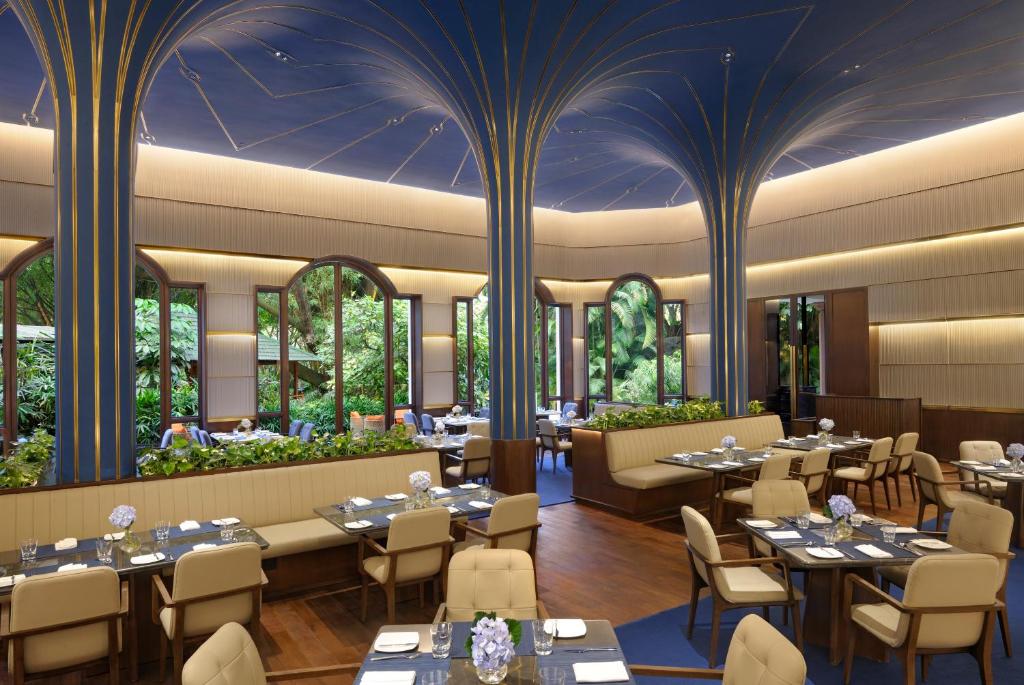 Restaurace v ubytování The Oberoi Bengaluru