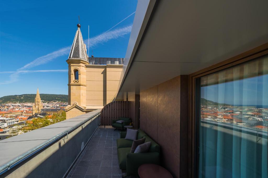 Catalonia Donosti - 16