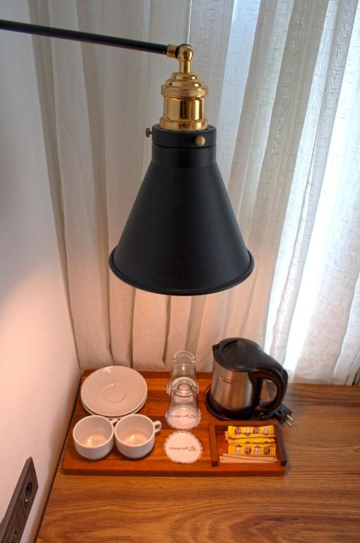 Příslušenství pro přípravu čaje a kávy v ubytování Armagrandi Spina Hotel-Special Category