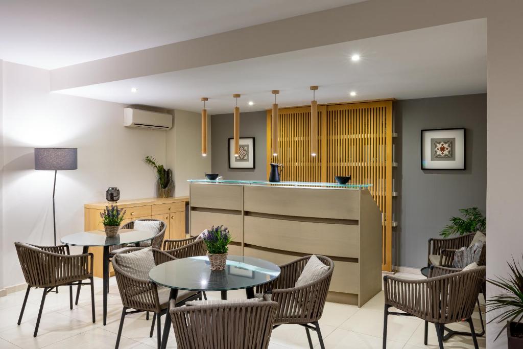 Icarus Apartments - Resim 28