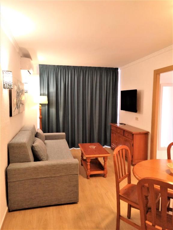 Apartamentos Stella Maris - Marcari SL, Fuengirola ...