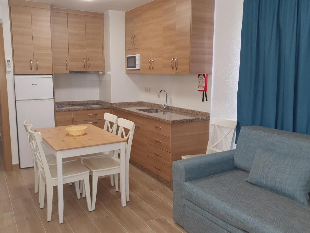 Apartamentos Stella Maris - Marcari SL, Fuengirola ...