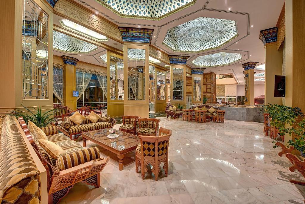 Posezení v ubytování Crowne Plaza Resort Salalah by IHG
