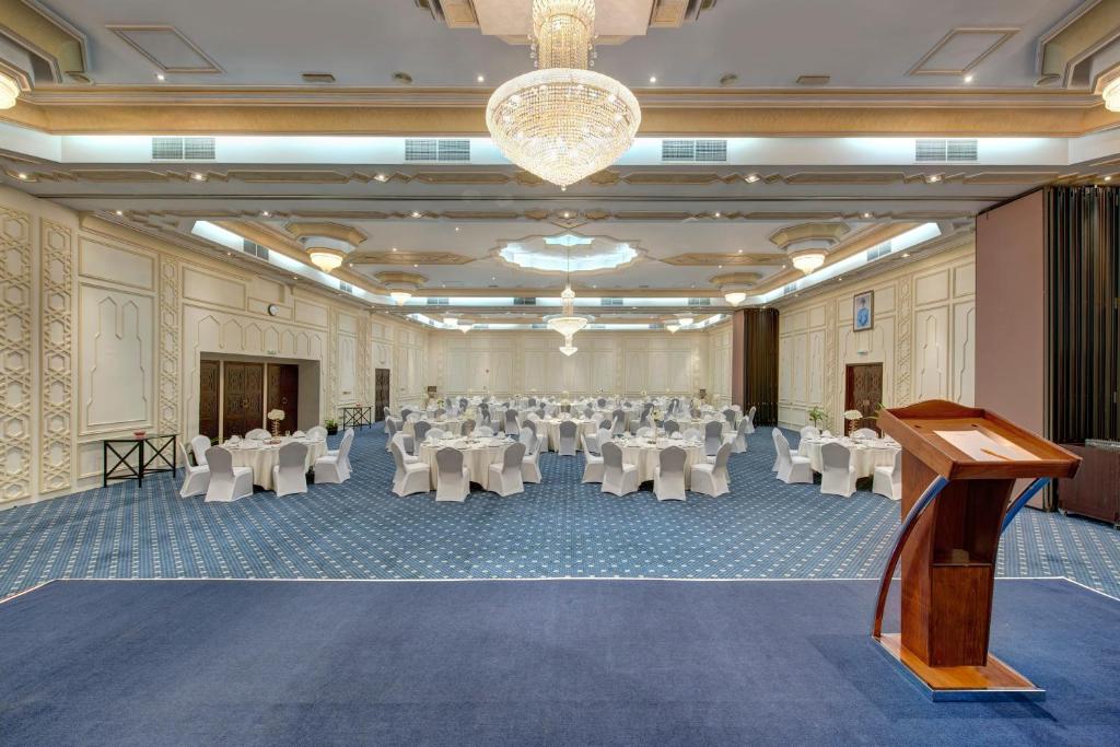 Konferenční prostory v ubytování Crowne Plaza Resort Salalah by IHG
