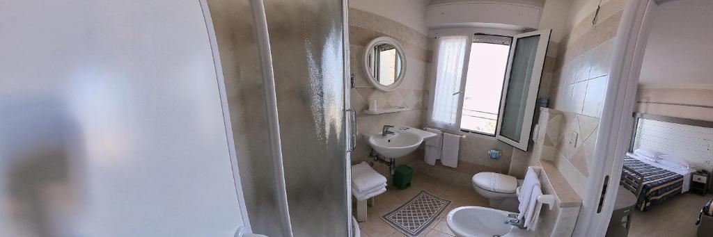 Hotel Record - Resim 10