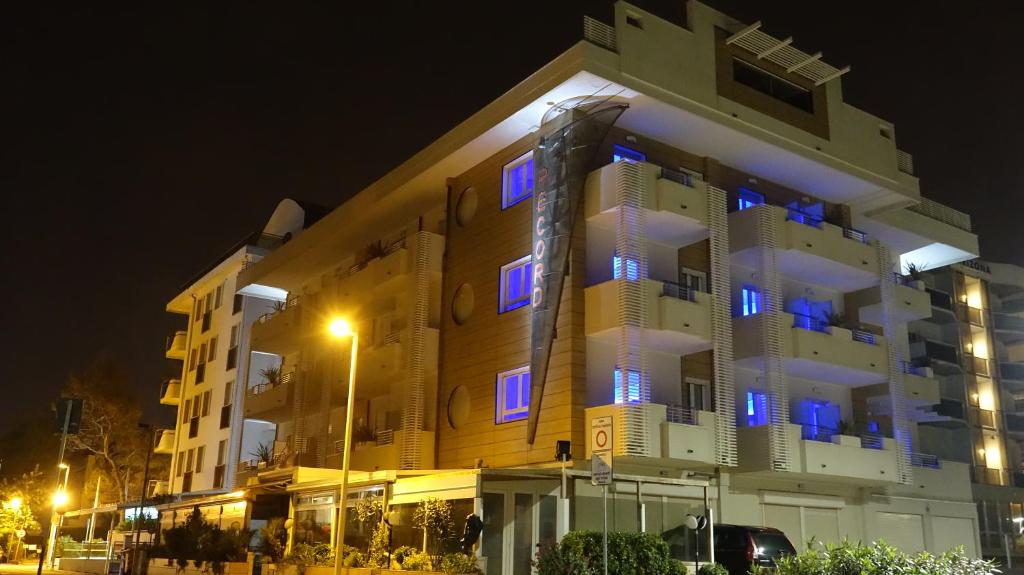 Hotel Record - Resim 21