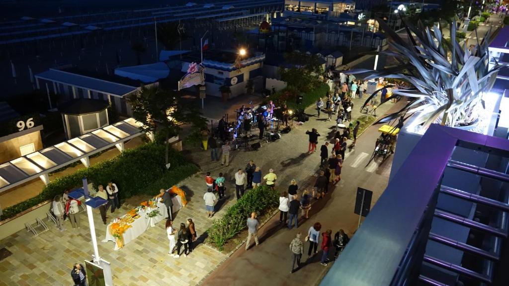 Hotel Record - Resim 20