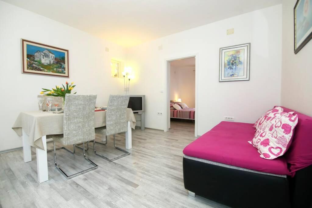 Posedenie v ubytovaní Apartman BUKI ****