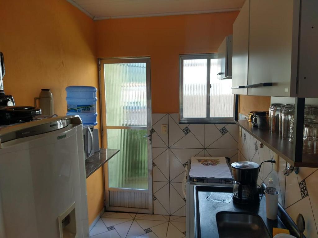  Apartamento Amplo C/2 Suítes em Angra dos Reis
