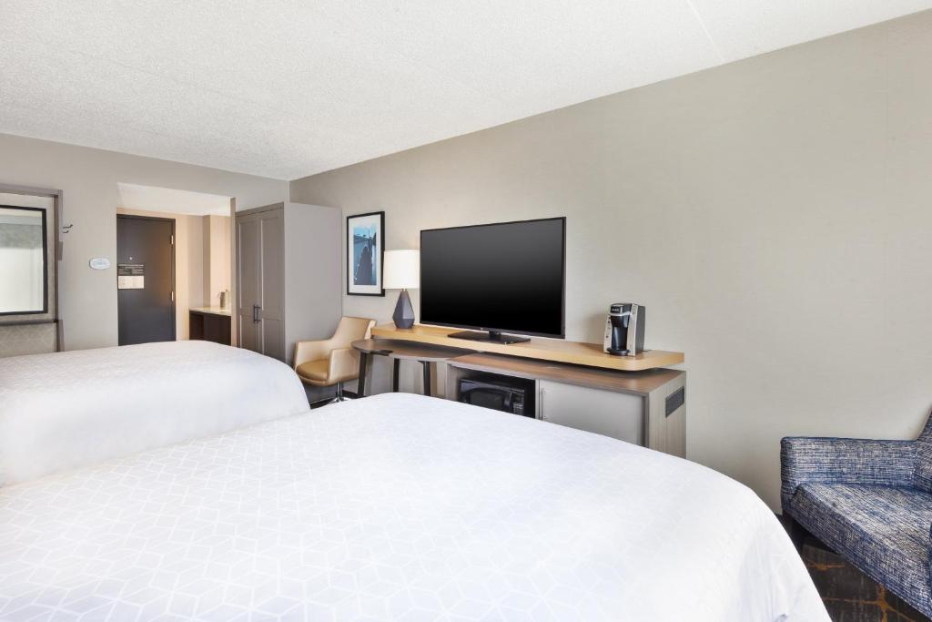 Holiday Inn Grand Rapids Downtown by IHG photo