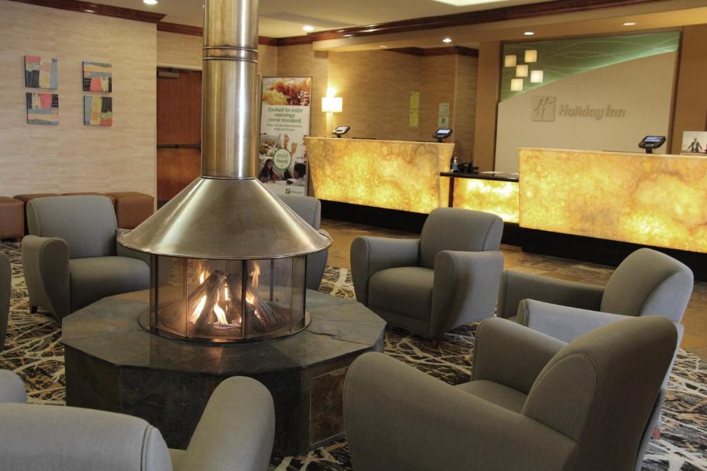 Holiday Inn Denver Lakewood by IHG photo