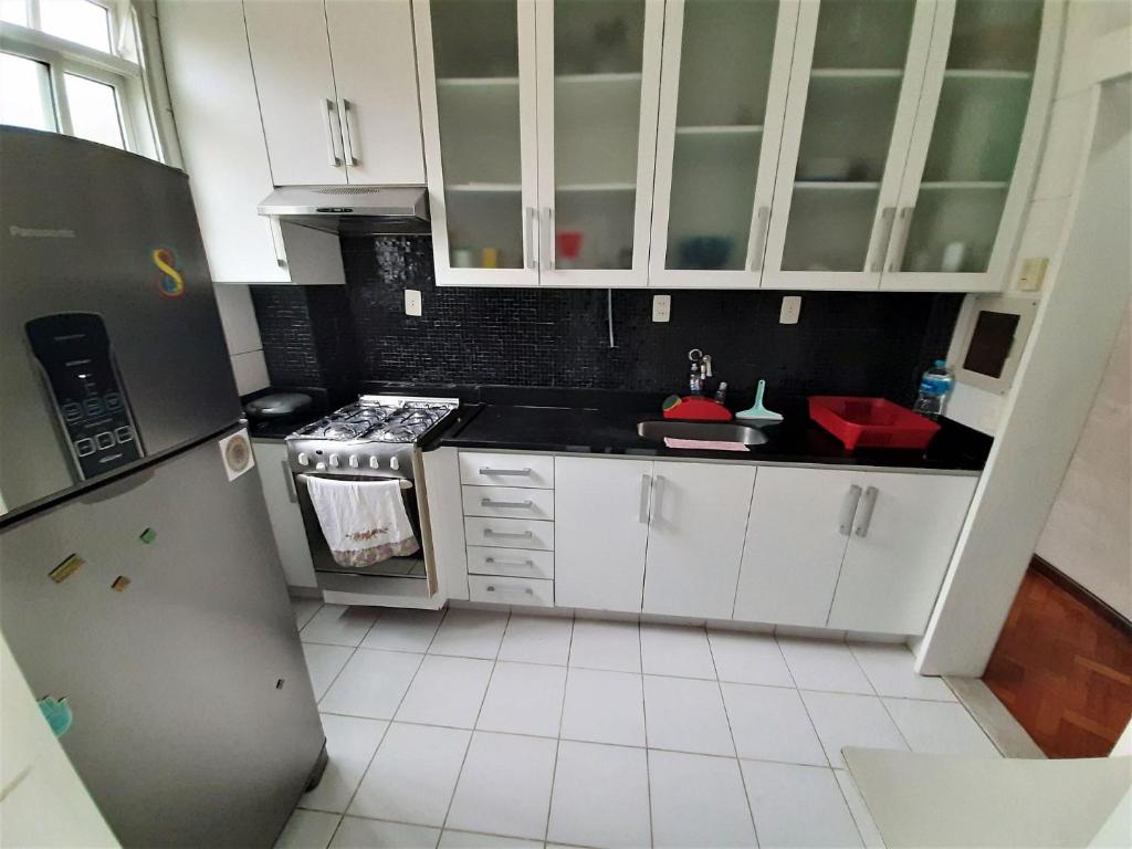  Otimo apartamento no Leblon para até 6 pessoas