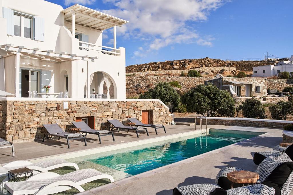 Bazén v ubytování Paradisia Villas nebo v jeho okolí