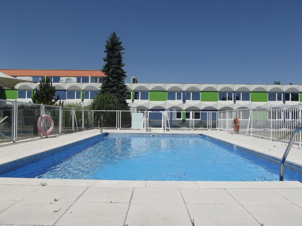Gallery image of Holiday Inn Express Strasbourg - Sud, an IHG Hotel in Geispolsheim