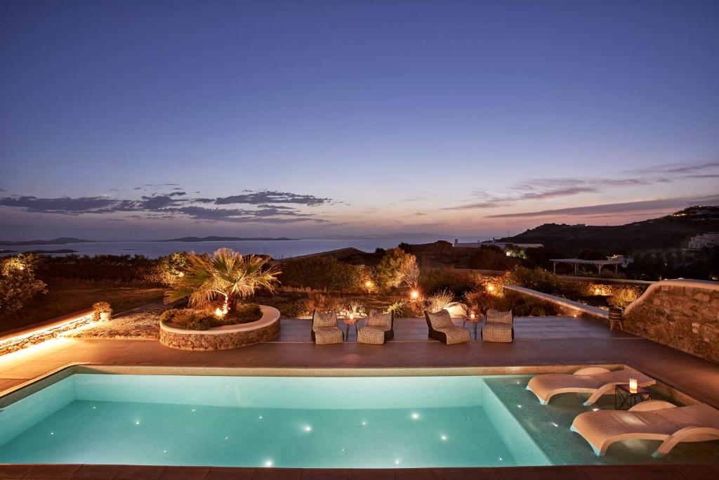 Bazén v ubytování Paradisia Villas nebo v jeho okolí
