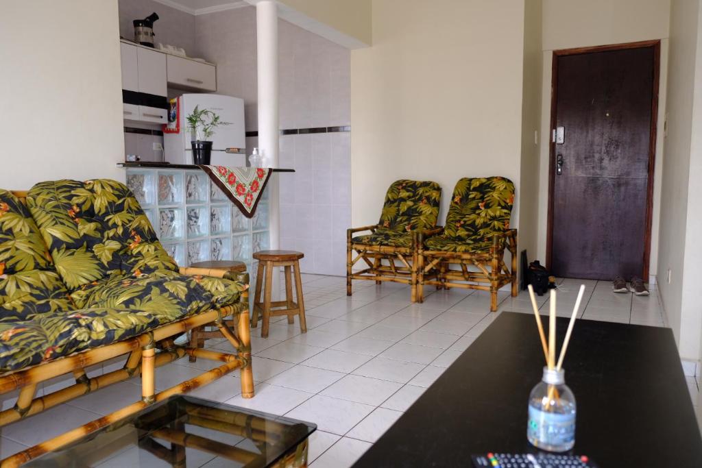  Apartamento Pé na Areia Wi-Fi Praia Grande Ocian