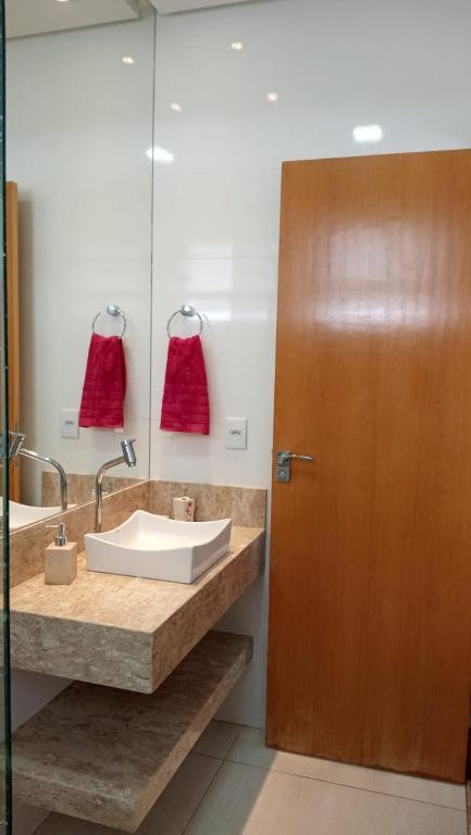  Casa Silvana Gazott em Capitólio MG