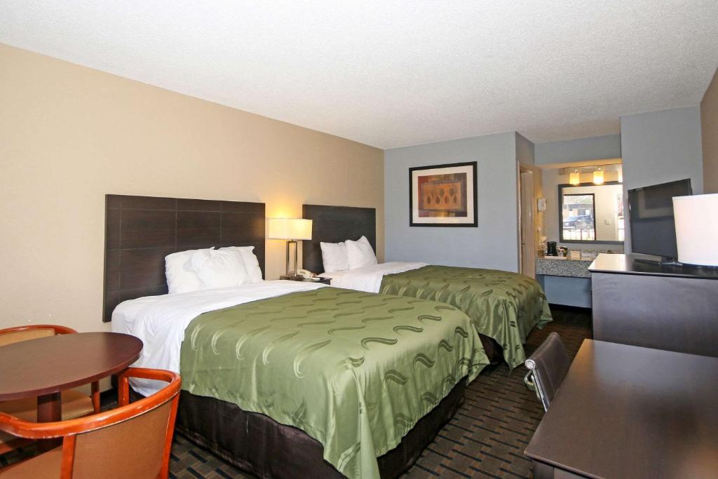 Quality Inn Clinton - Laurens I-26 - Chambre Double Avec Deux Lits Doubles - Fumer