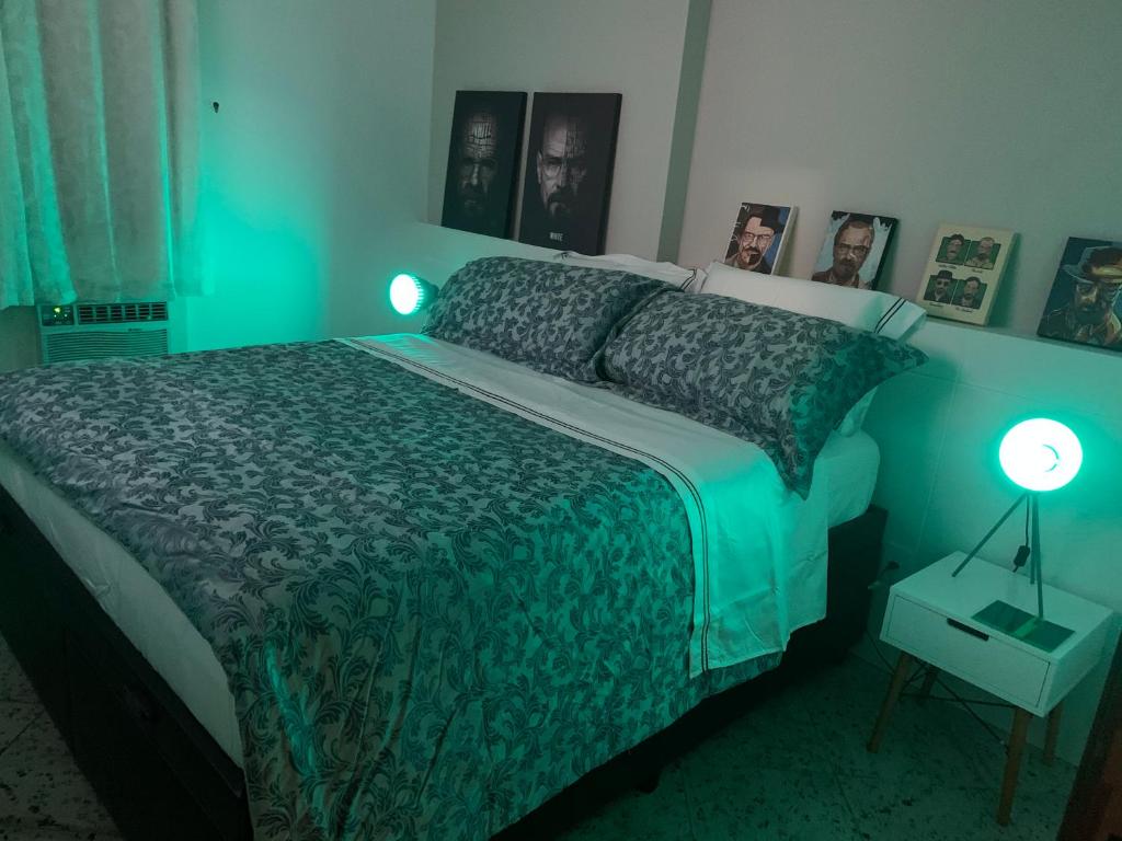  Apartamento com varanda de frente para o mar da Praia da Costa