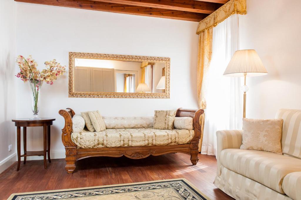 Master Venice Apartments - 18